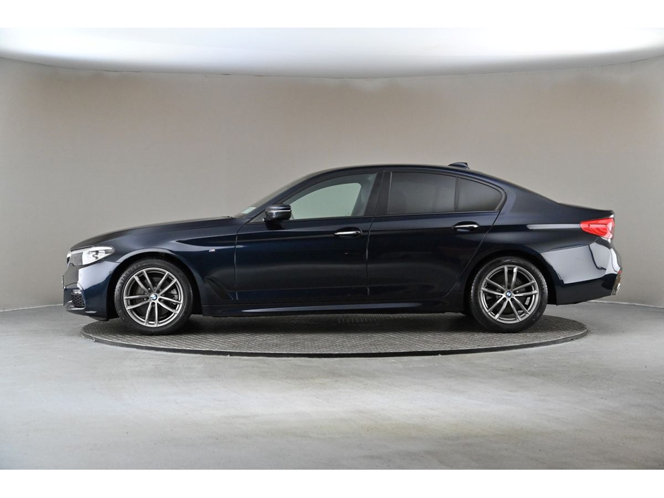 2018 BMW 5 Series - image 5