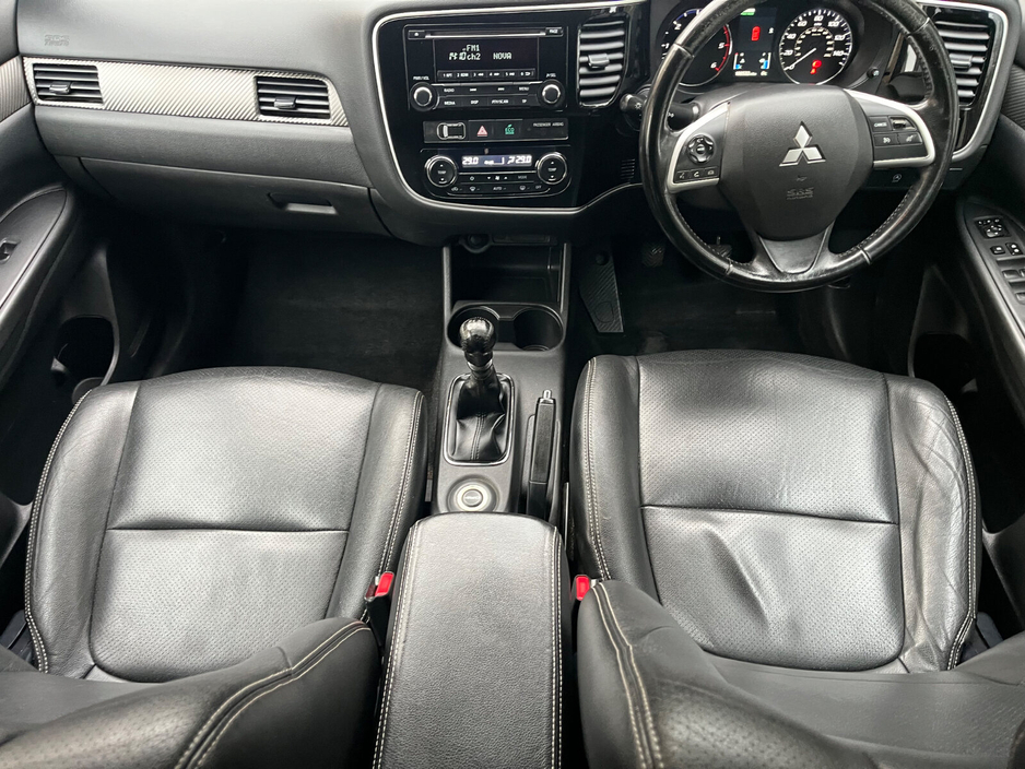 2015 Mitsubishi Outlander 2.2 DI-D 150PS 6MT 4WD 7-Seater Intense €11,950
