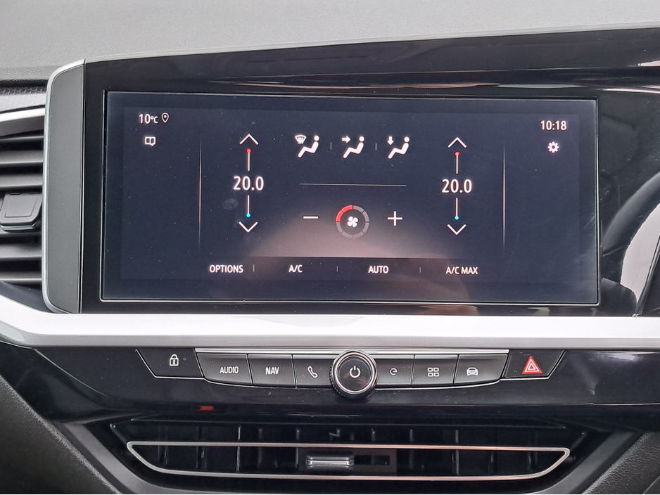 2023 Opel Grandland - image 30