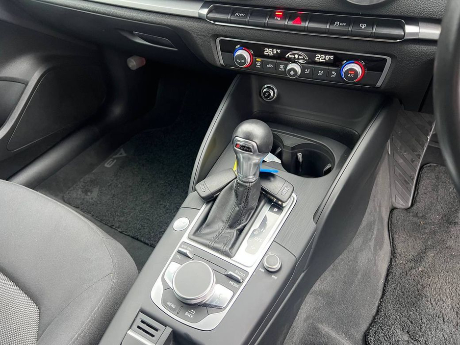 2017 Audi A3 S-LINE PACK 1.4 TFSI // SERVICE HISTORY // APPLE CARPLAY/ANDROID AUTO // NEW 19" S-LINE ALLOYS €18,950