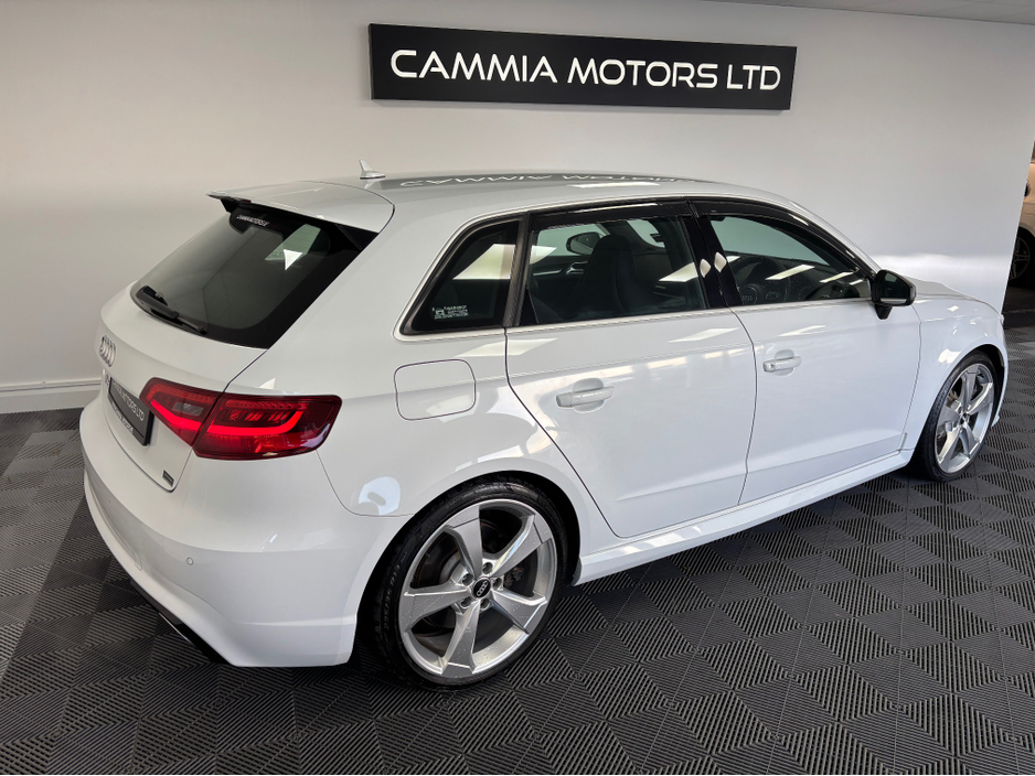 2016 Audi RS3 - image 5