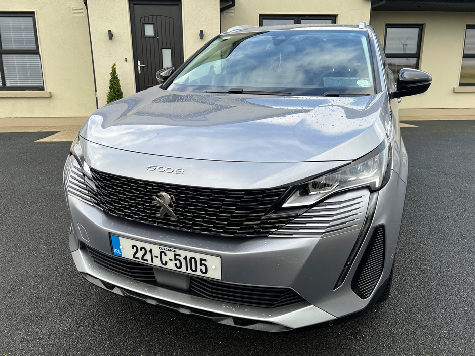2022 Peugeot 5008 1.5 BlueHDi 130bhp Allure €33,950