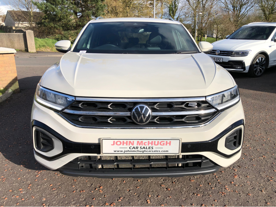 2024 Volkswagen T-Roc - image 3