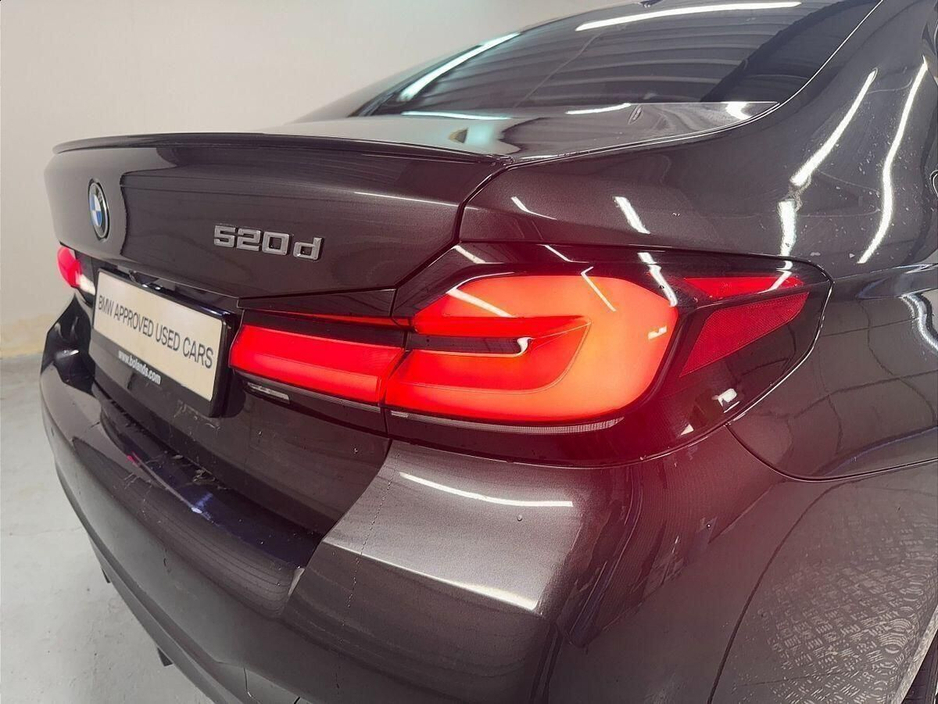 2022 BMW 5 Series 520d M Sport Saloon €42,975