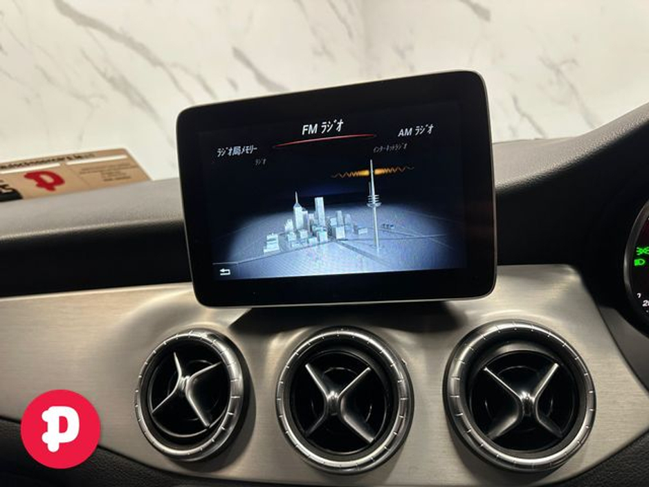 2018 Mercedes-Benz CLA Class - image 15