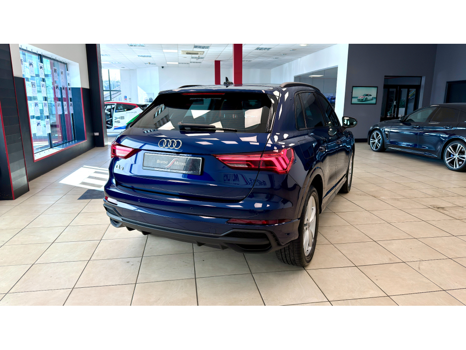 2023 Audi Q3 - image 22