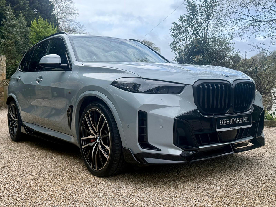 2023 BMW X5 - image 2