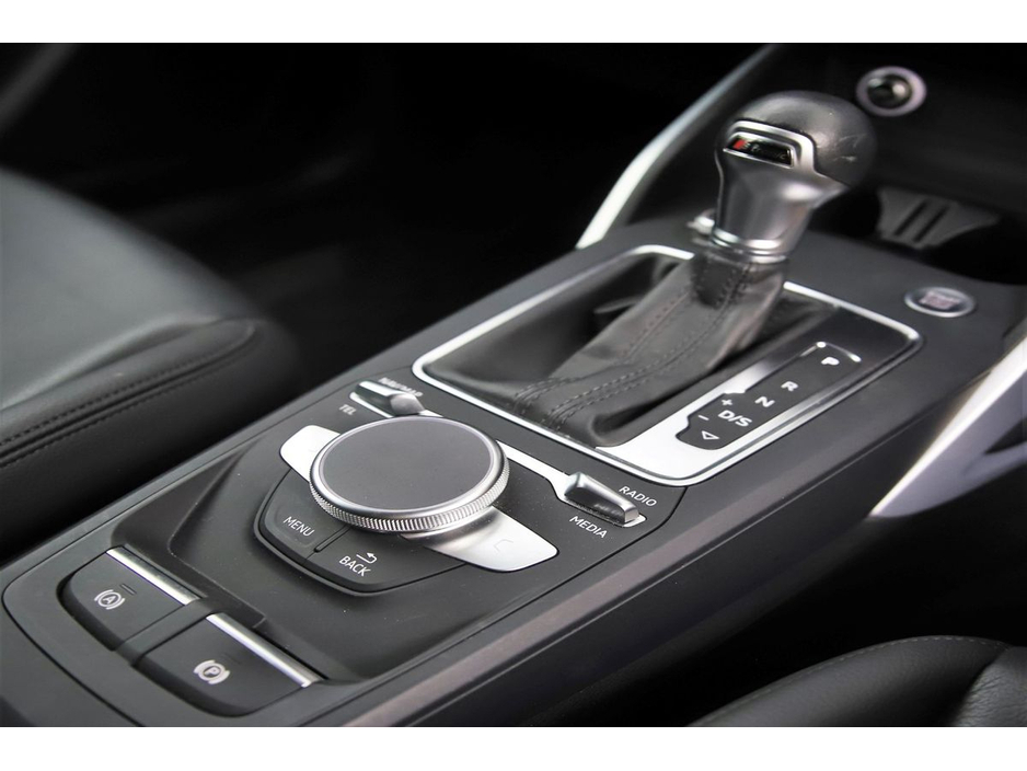 2018 Audi Q2 - image 21