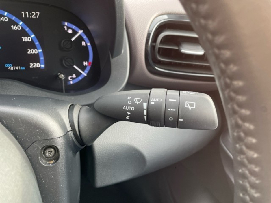 2022 Toyota Yaris Cross - SOL - BiTone - 1.5 Hybrid - Automatic - 1 Previous Owner - EUR 190 Tax // Remote Central Locking // Front Electric Windows // Rear Electric Windows // Electric Mirrors // Heated Mirrors €27,895