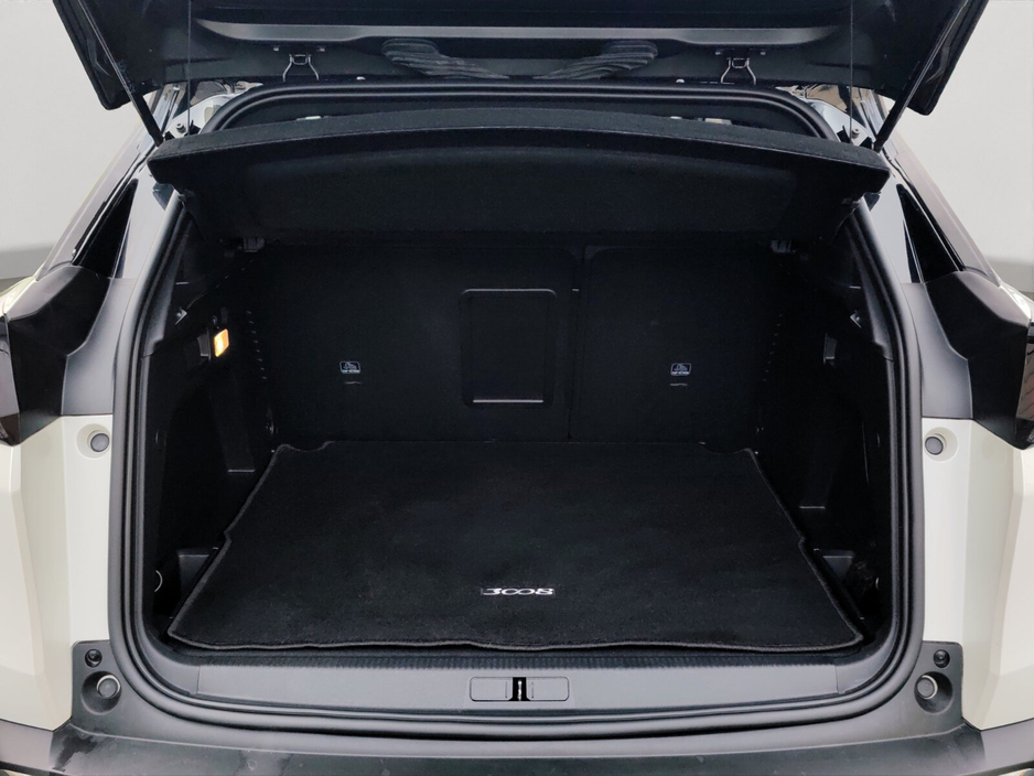 2024 Peugeot 3008 1.5 BlueHDi 130bhp Auto 6.4 GT €37,950