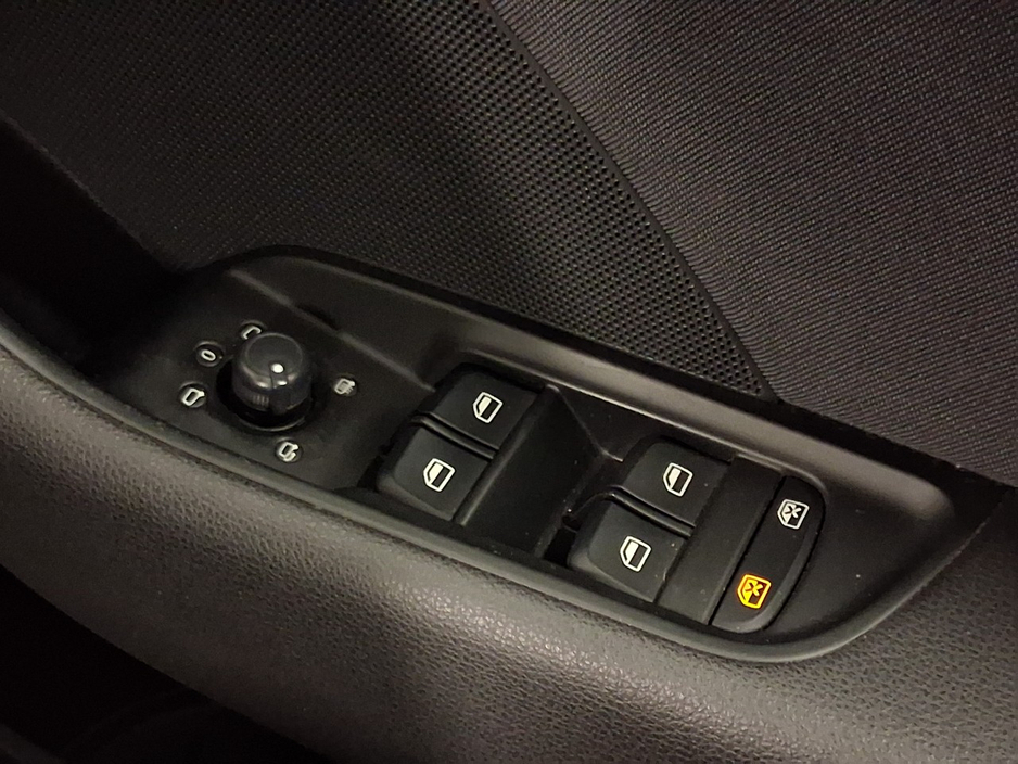 2014 Audi A3 - image 14