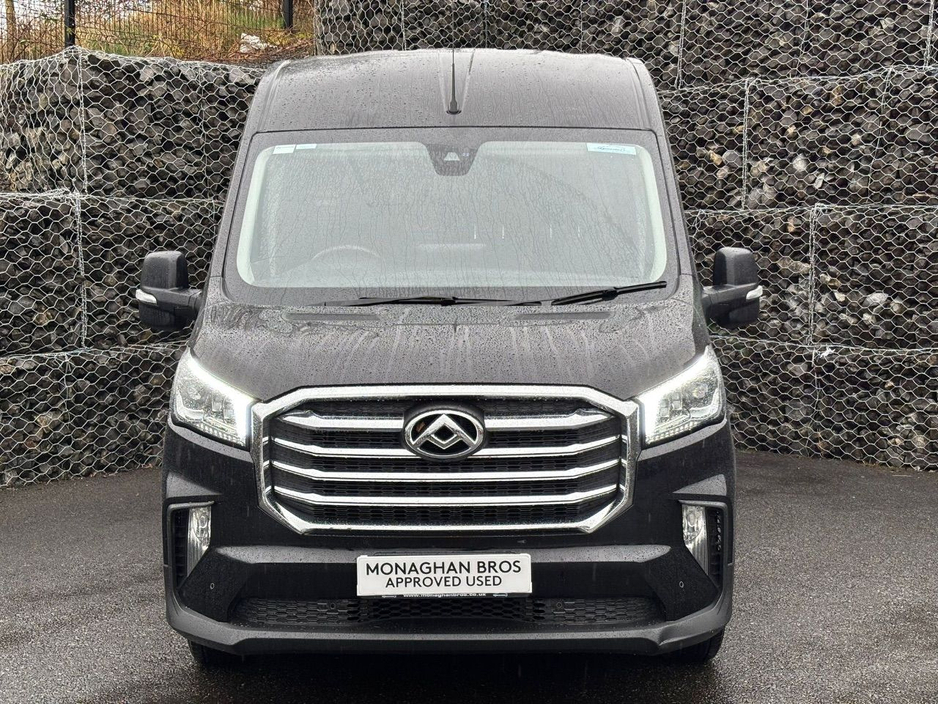 2024 Maxus Deliver 9 9 LUXURY LH P/V €22,000