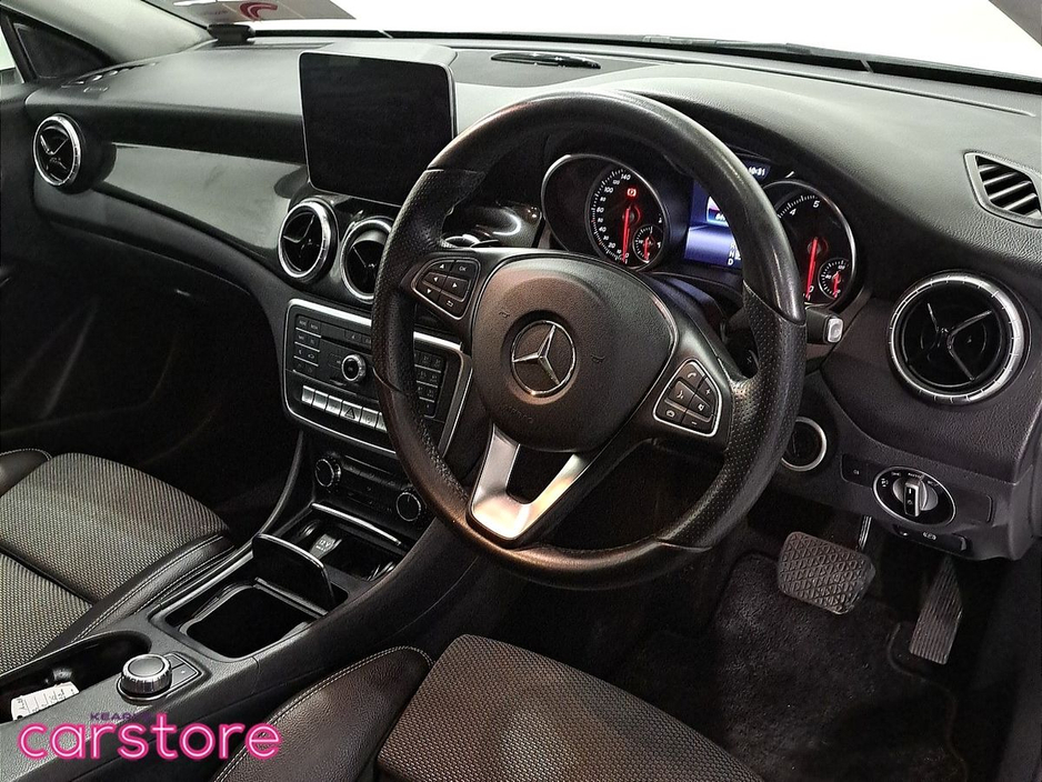 2018 Mercedes-Benz CLA Class - image 15