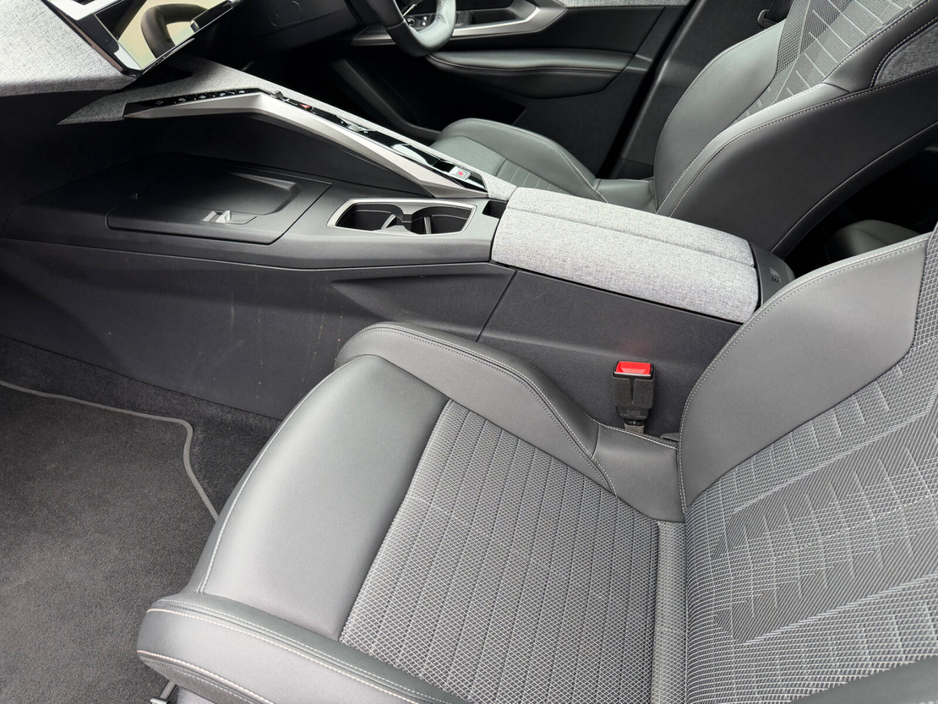 2024 Peugeot 3008 - image 9