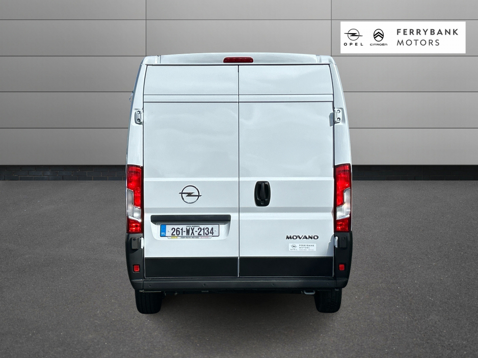 2026 Opel Movano - image 8