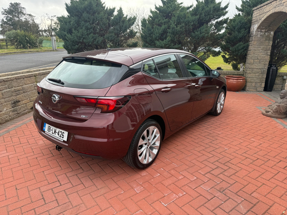 2018 Opel Astra - image 10