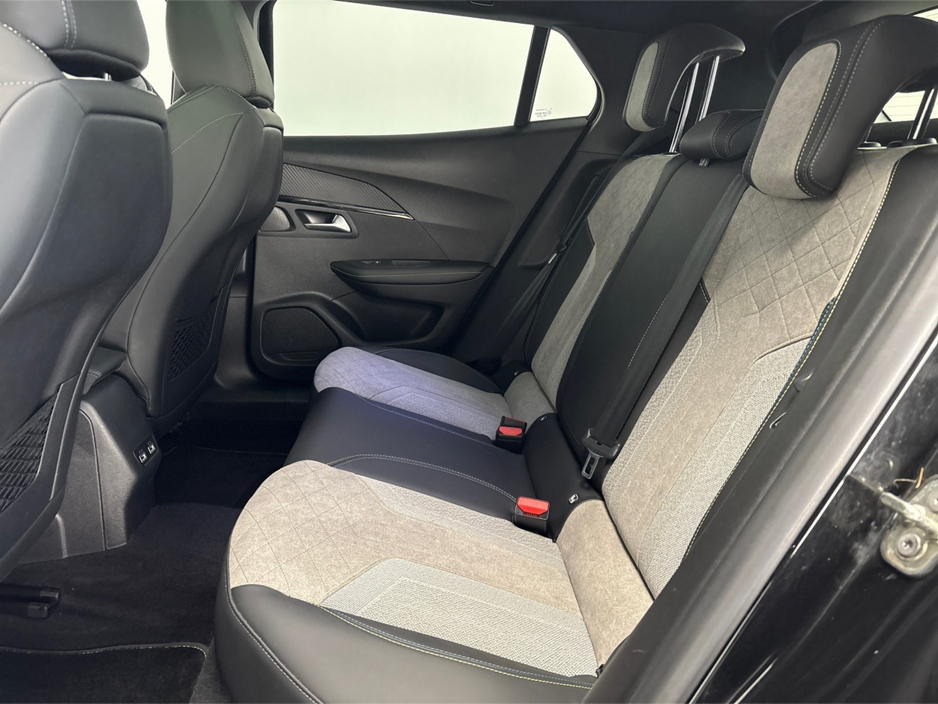 2020 Peugeot 2008 GT 136BHP**PANORAMIC SUNROOF**KEYLESS START**DIGITAL DASH**MULTIFUNCTIONAL STEERING WHEEL**AMBIENT LIGHTING**REVERSE CAMERA**HALF LEATHER INTERIOR**DRIVE MODES**BLUETOOTH** €15,995