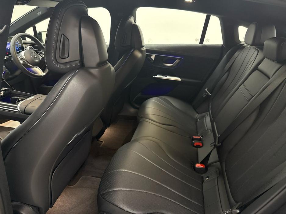 2025 Mercedes-Benz EQE - image 4