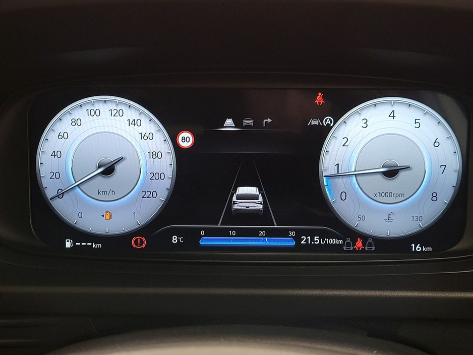 2025 Hyundai i20 - image 5