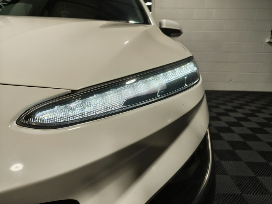 2022 Hyundai Kona - image 3