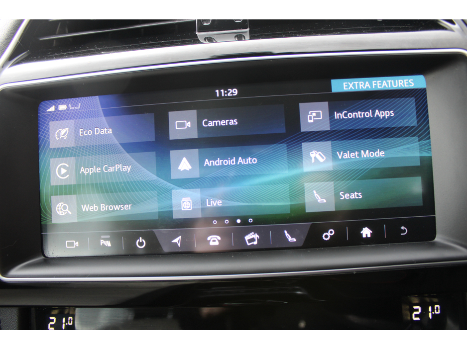 2020 Jaguar F-Pace - image 19