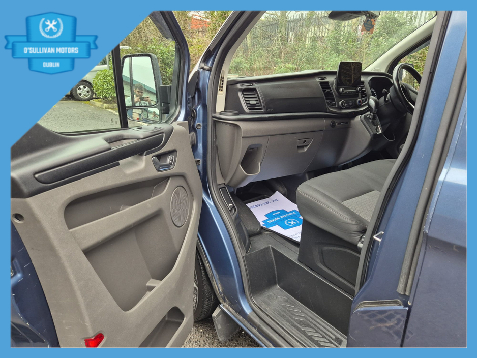 2022 Ford Transit Custom - image 15