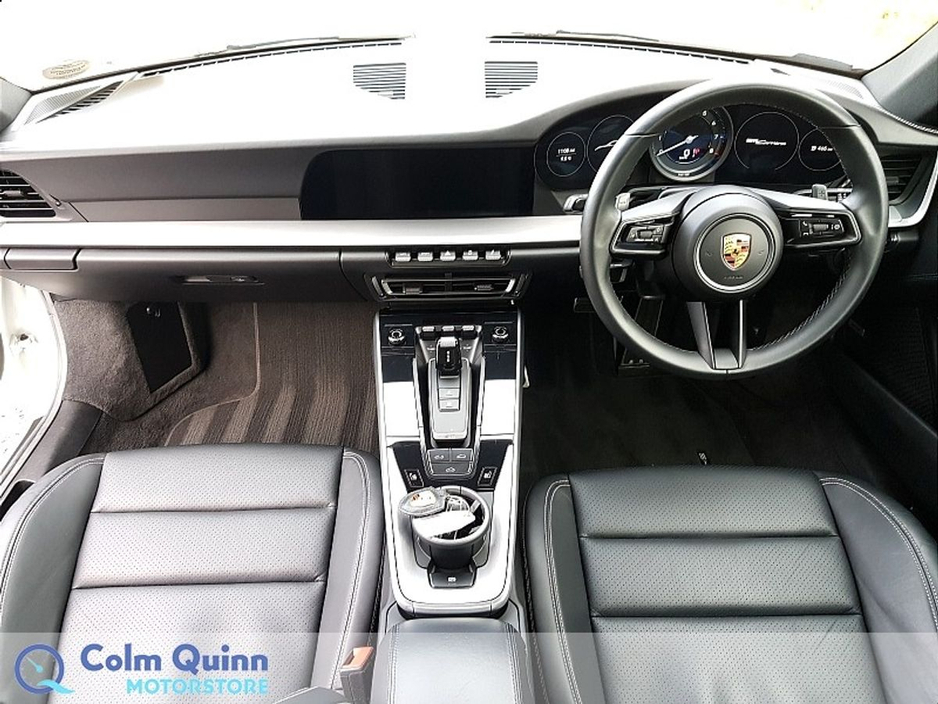 2021 Porsche 911 Carrera €147,995