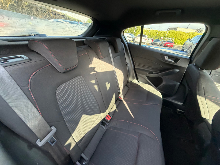 2023 Ford Focus - image 27