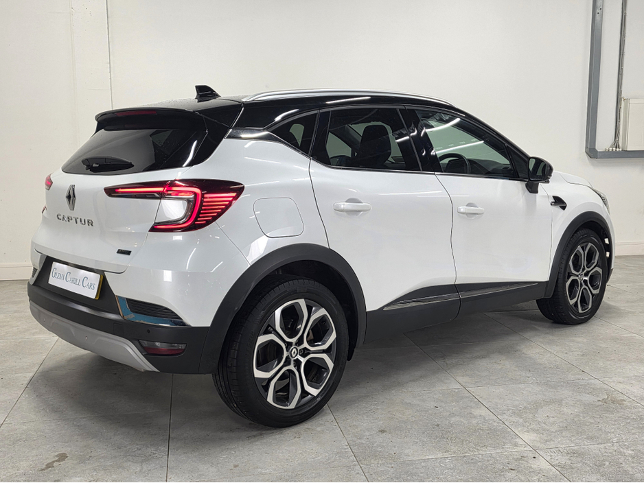 2023 Renault Captur 1.6 E-Tech Plug-in Hybrid 160 Techno Auto €27,900