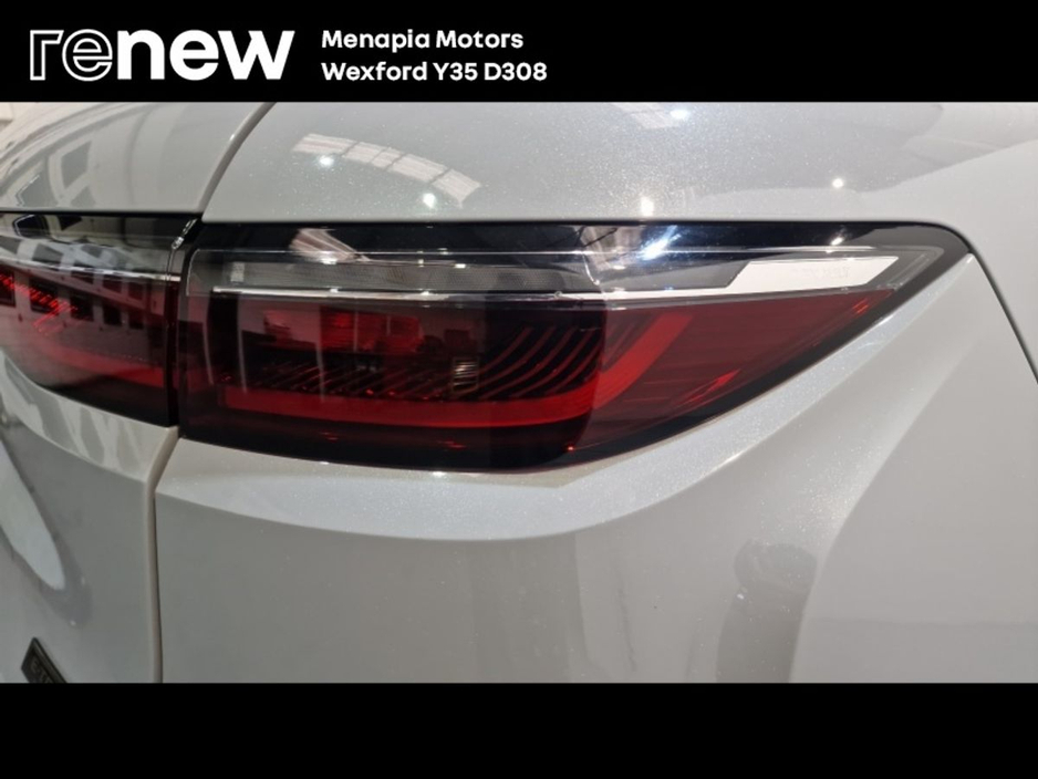 2026 Renault Megane E-Tech - image 15