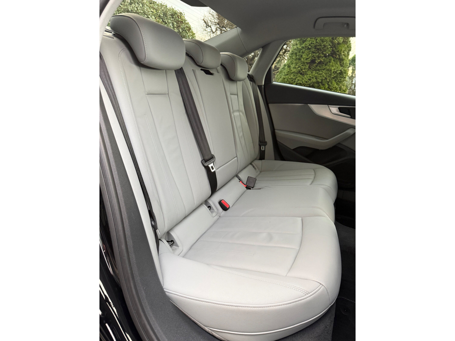 2021 Audi A4 35 TDI 163HP S Tronic SE €24,900