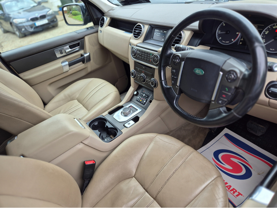 2013 Land Rover Discovery - image 7