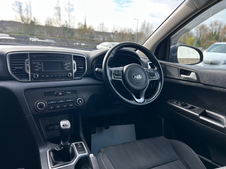 2017 Kia Sportage - image 10