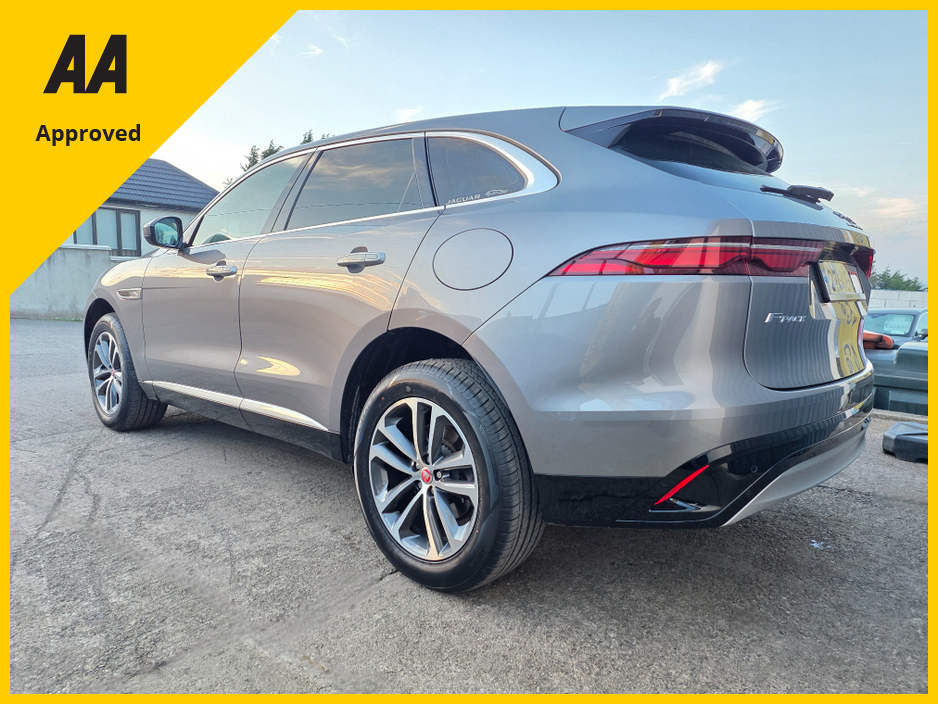 2022 Jaguar F-Pace - image 6