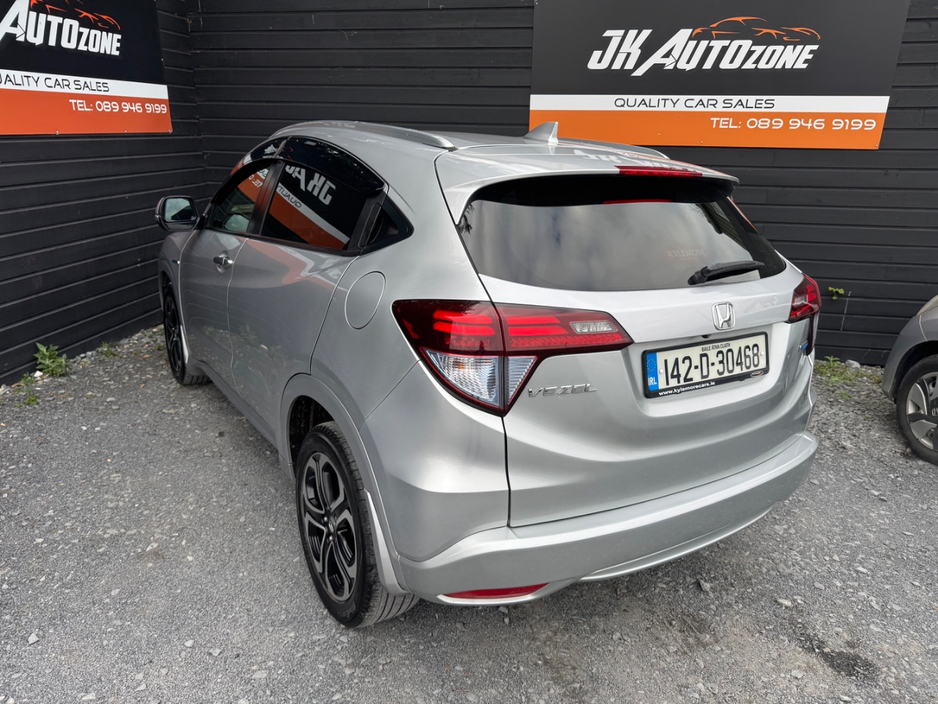 2014 Honda Vezel - image 6