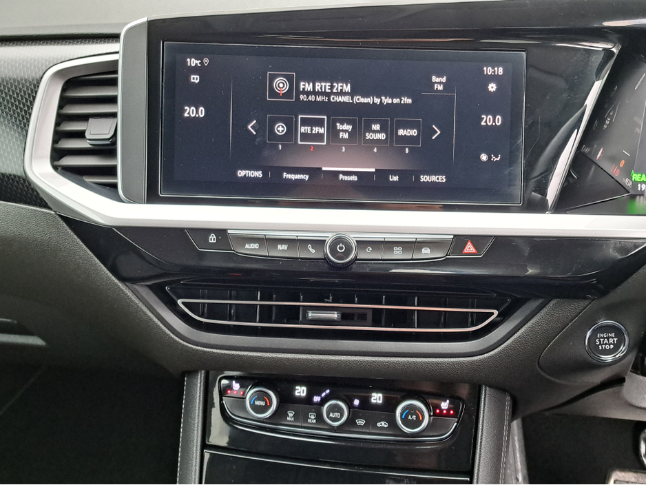 2023 Opel Grandland - image 23