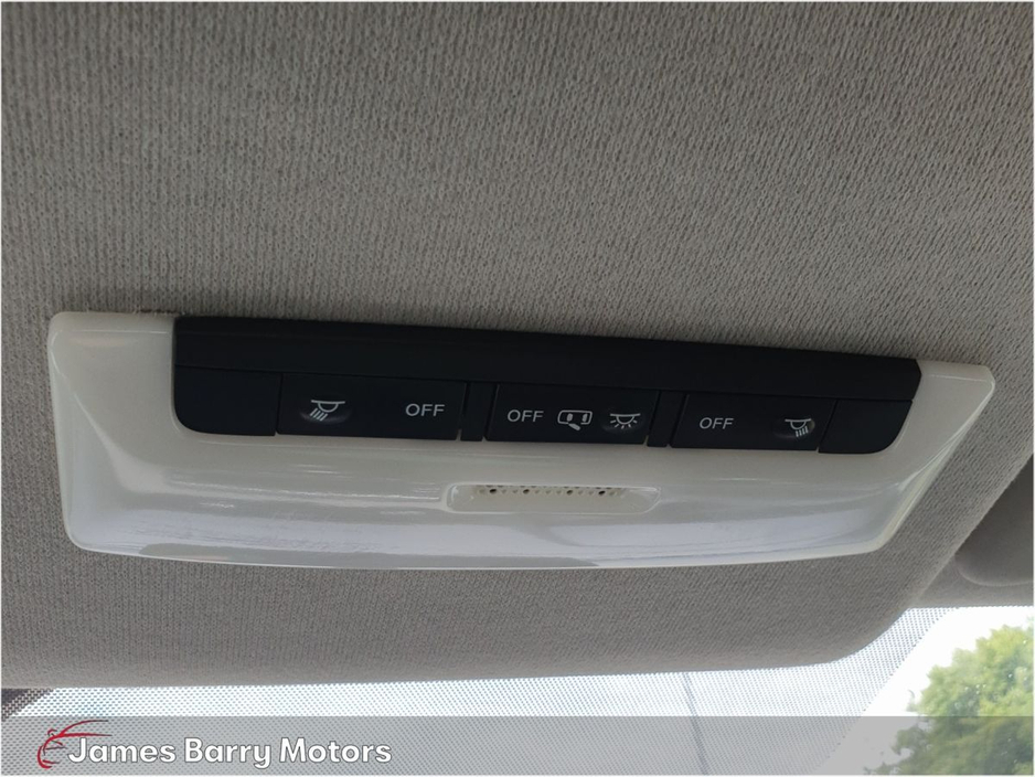 2022 Nissan Micra 1.0T SV CVT €17,950