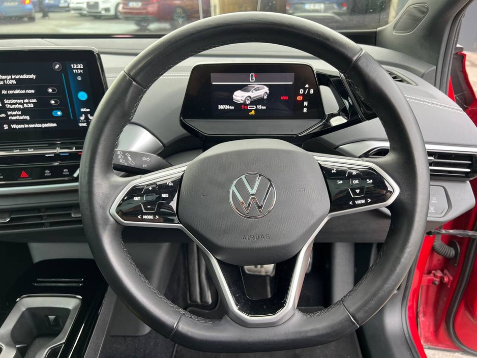2023 Volkswagen ID.4 - image 5