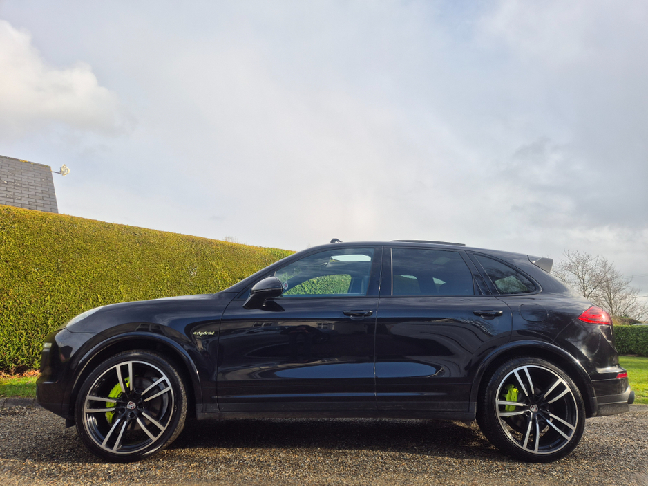 2016 Porsche Cayenne 3.0 S E-HYBRID 5DR AUTO €32,995