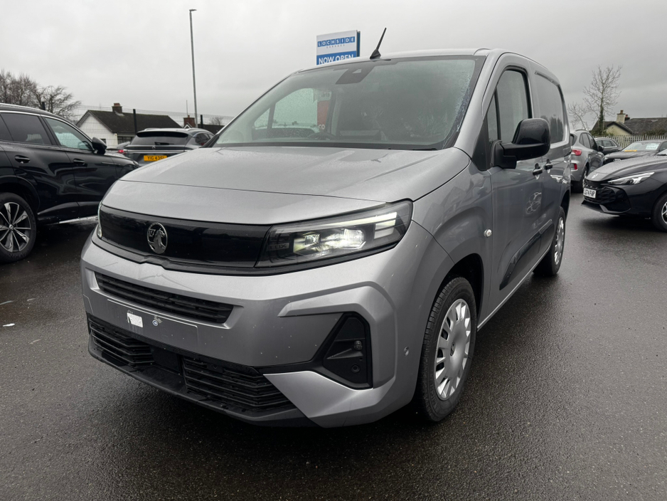 2025 Opel Combo - image 11