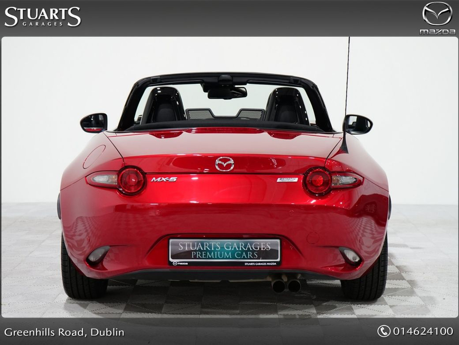 2017 Mazda MX-5 *SOLD DEPOSIT TAKEN*1.5P GT ROADSTER IN SOUL RED CRYSTAL WITH BLACK LEATHER. HEATED SEATS, 17” SMOKED ALLOYS, KEYLESS ENTRY, LANE DEPARTURE WARNING, B