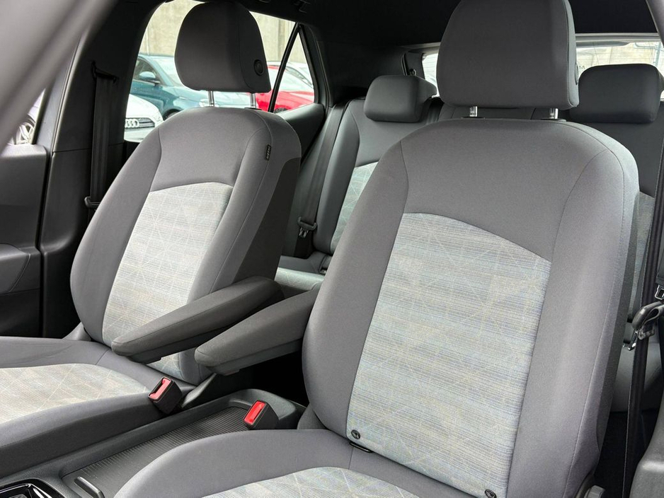 2022 Volkswagen ID.3 - image 16