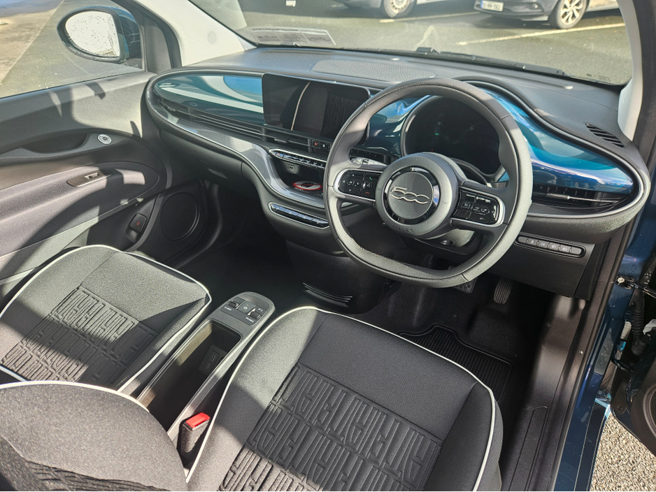 2025 Fiat 500e ICON 42KWH 3DR AUTO €19,950
