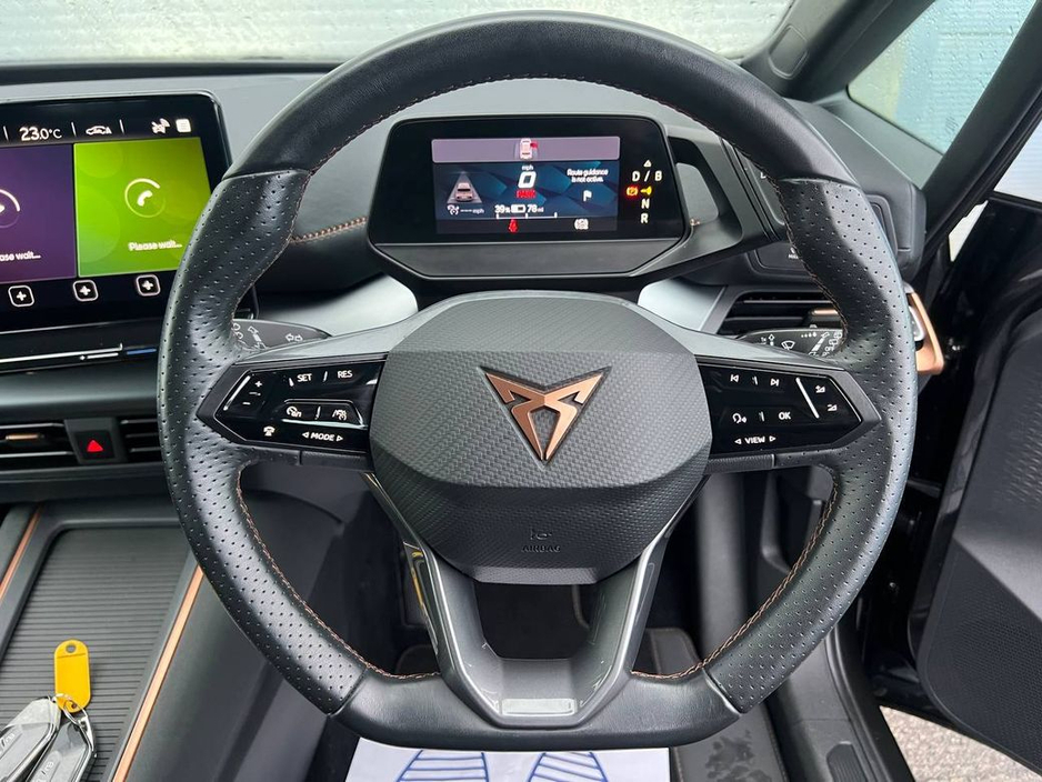 2023 Cupra Born V1 // VERY LOW MILEAGE // APPLE CARPLAY/ANDROID AUTO // 360 DEGREE SURROUND PARKING CAMERAS €24,900