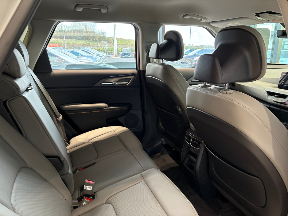 2026 Kia EV5 - image 13