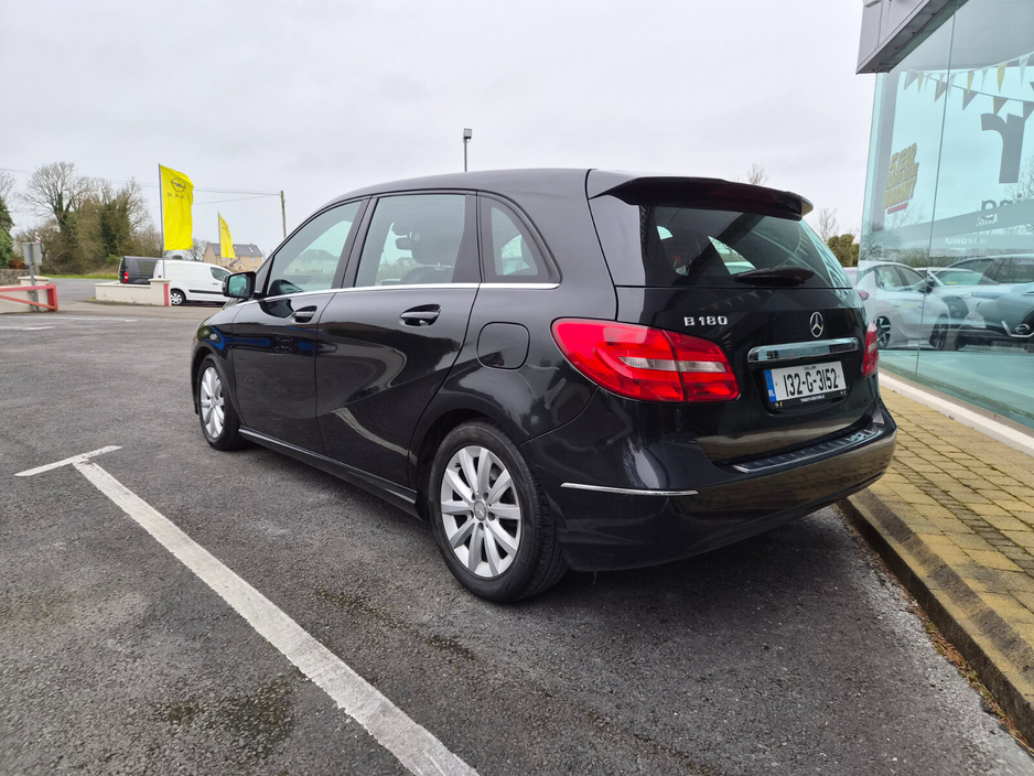 2013 Mercedes-Benz B Class - image 2