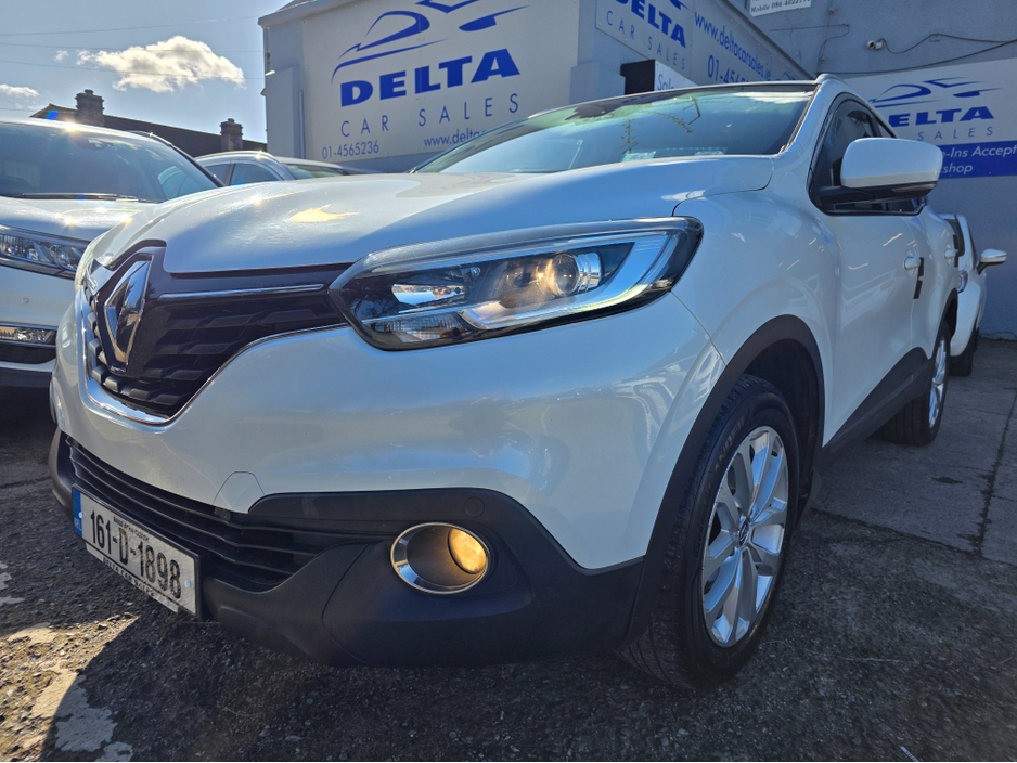 2016 Renault Kadjar - image 2