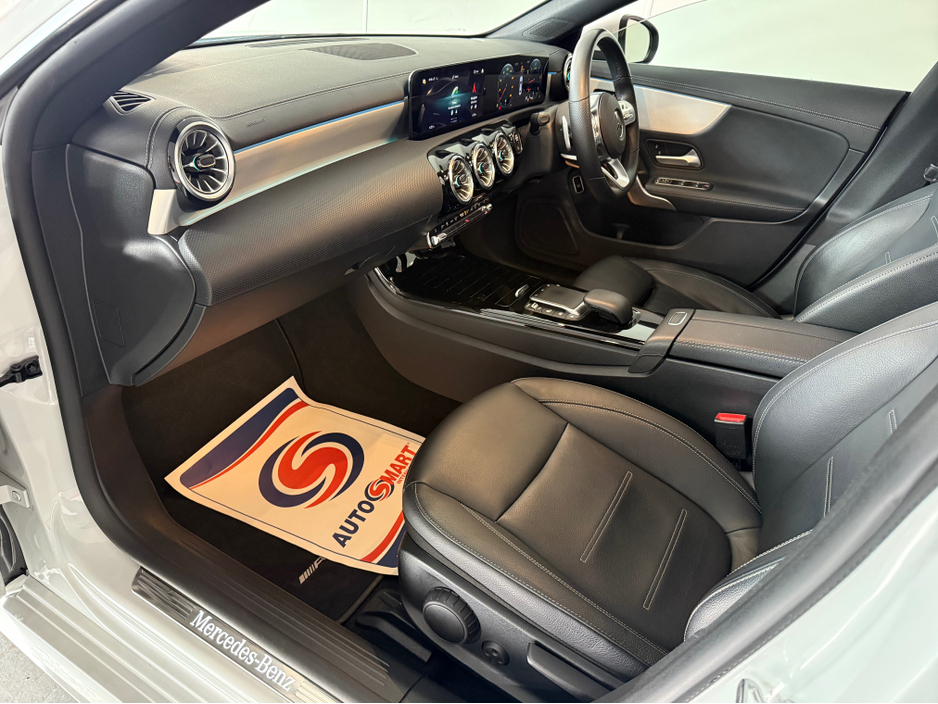 2022 Mercedes-Benz CLA Class - image 7