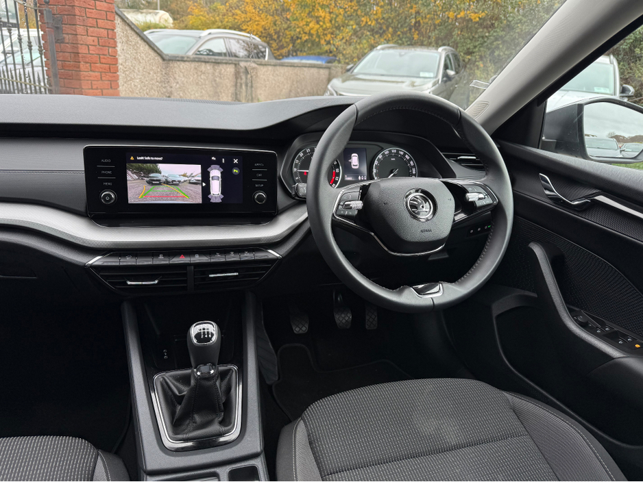 2024 Skoda Octavia - image 7