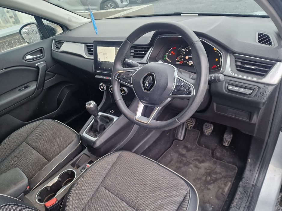 2022 Renault Captur SE Edition Naeb TCE 90 Manual €17,950